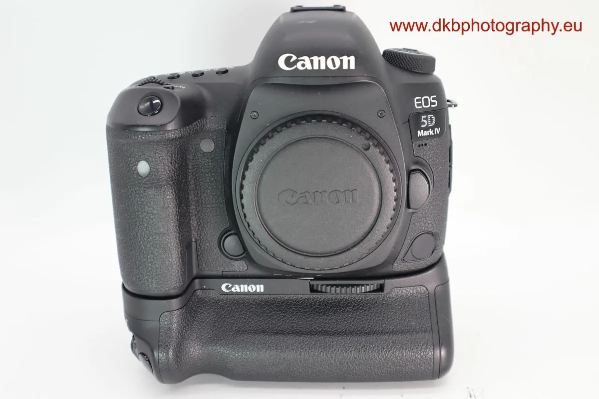 CANON 5D MK 4 CAMERA & CANON BG-E20 BATTERY GRIP - Image 3