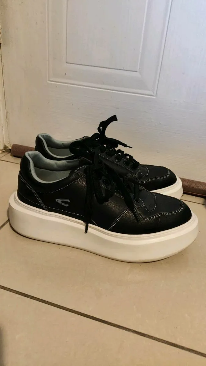 🖤 Camel Active Black Sneakers – Size EU 40 / UK 7 - Image 1