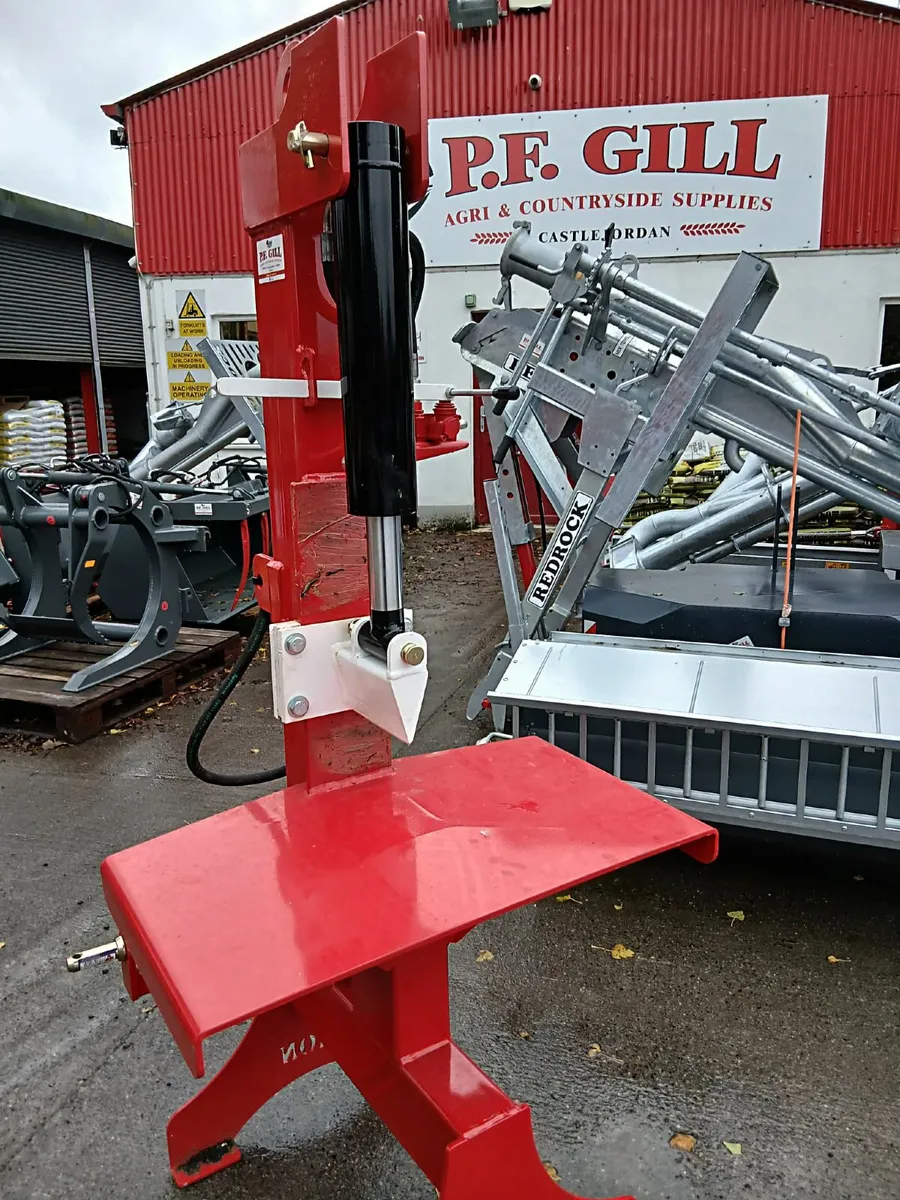 NEW IRON 16 TONNE TRACTOR LOG SPLITTERS - Image 4