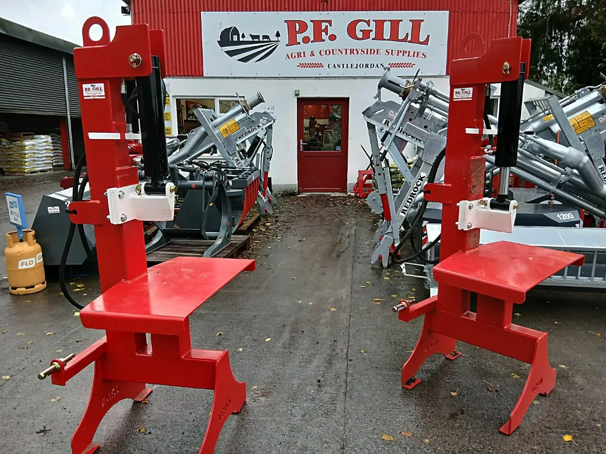 NEW IRON 16 TONNE TRACTOR LOG SPLITTERS - Image 1