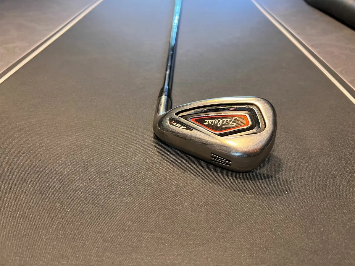 Titleist AP1 716 Gap Wedge - Image 1