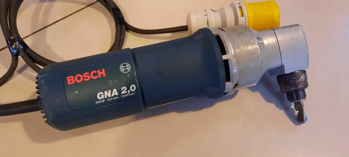 Bosch GNA 2,0 Tin Nibblers 110v - Image 4