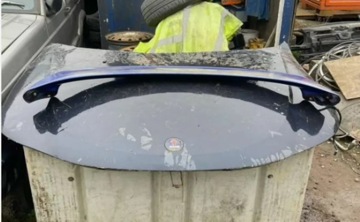 Toyota Corolla E11 97-02 G6  Liftback Spoiler - Image 4