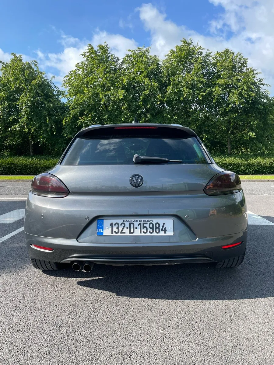 VW Scirocco 2.0 TDI Bluemotion Automatic - Image 4