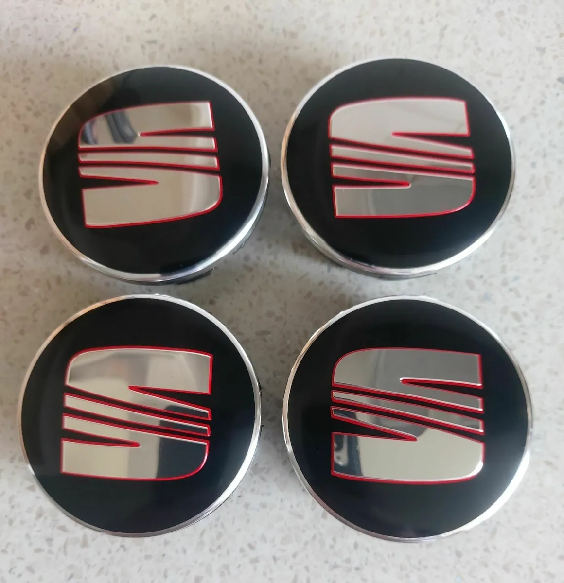SEAT Centre Caps - FREE POST - Image 1