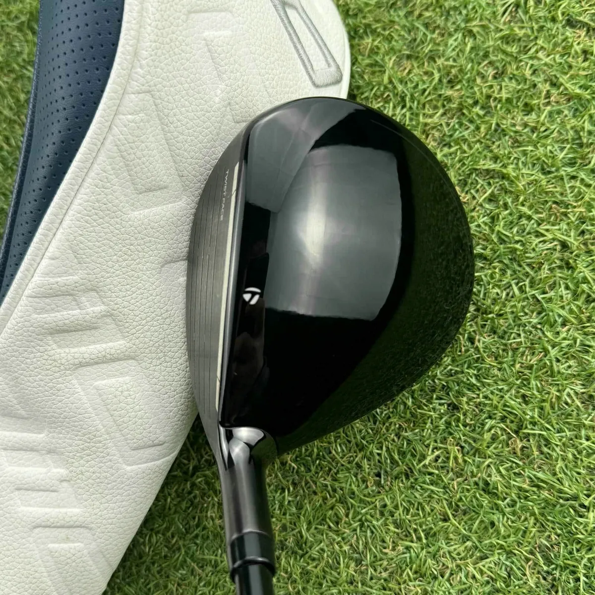 Taylormade Qi10 #3 Wood 15° / Regular - Image 4