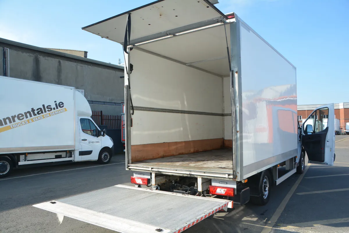 Ford Transit Box & Lift - 6 pallet capacity - Image 3