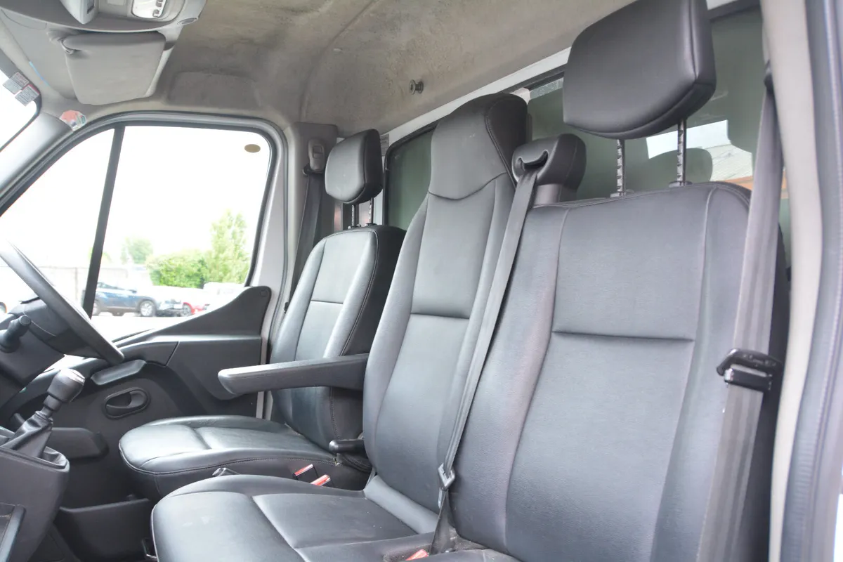 Opel Movano YWIN WHEEL Box body - Image 4