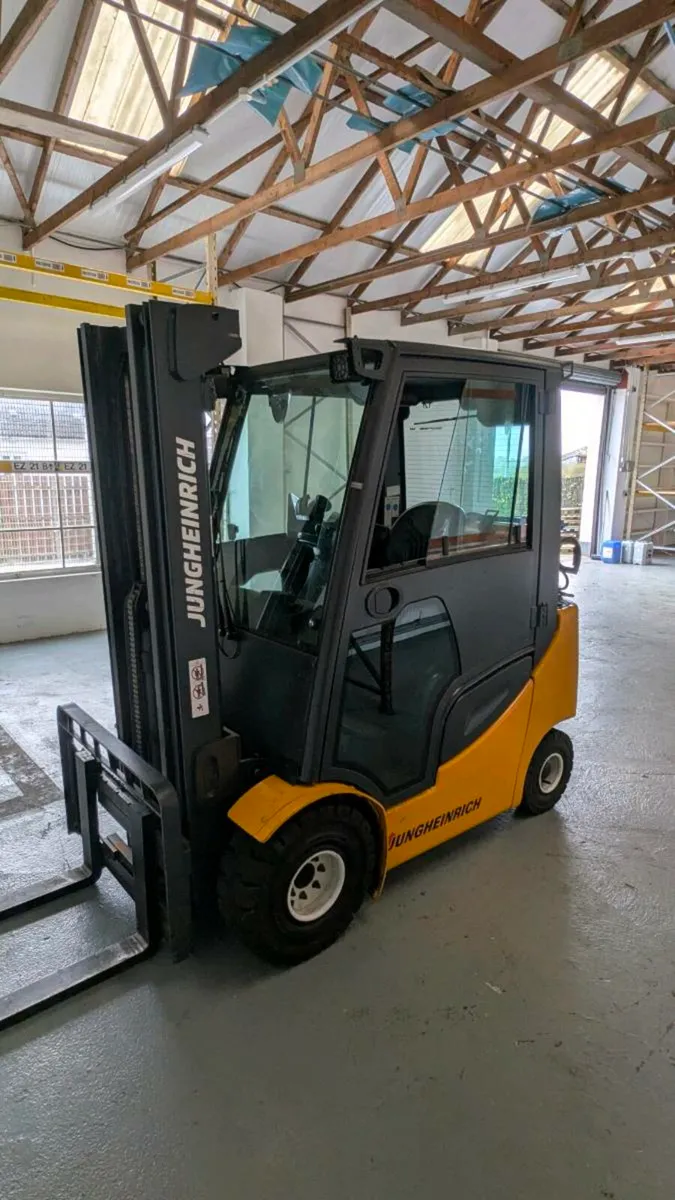 Jungheinrich gas LPG forklift 2014 - Image 3