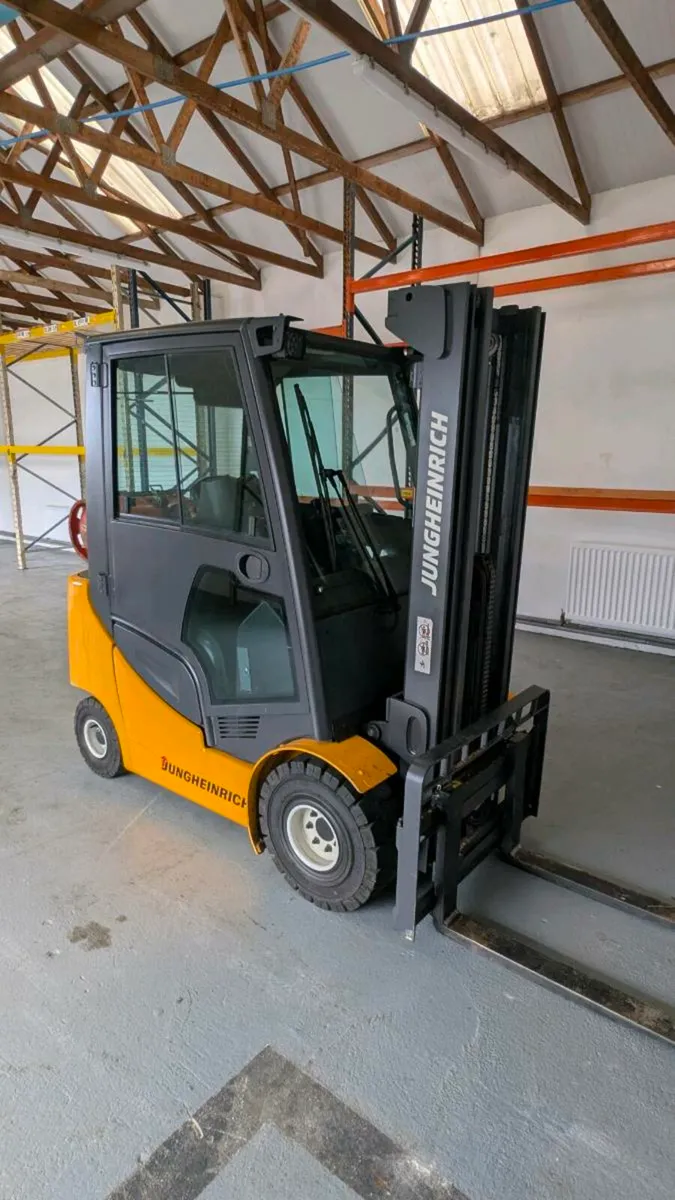 Jungheinrich gas LPG forklift 2014 - Image 4