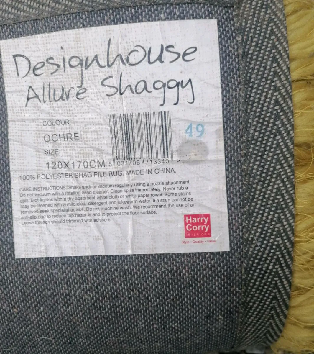 Lovely Rug - Image 2