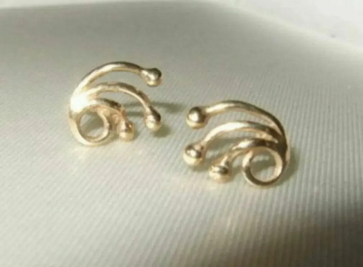 Vintage 9ct Gold Earrings Fully Hallmarked - Image 2