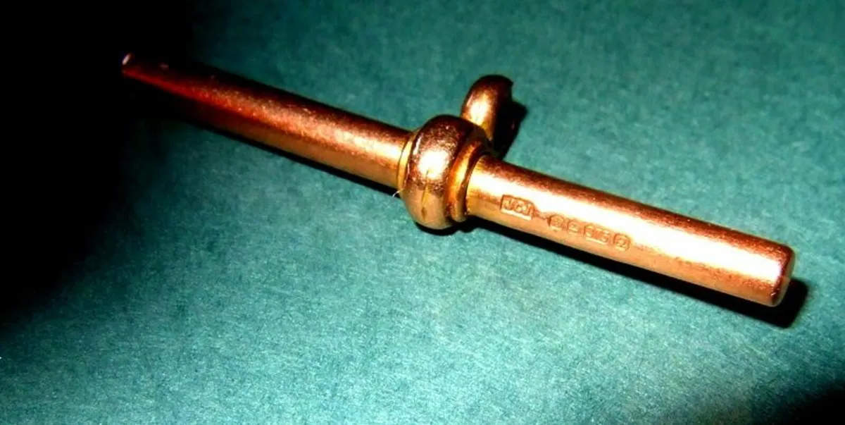 Vintage Hallmarked 9ct Gold 'Albert Bar' - Image 2