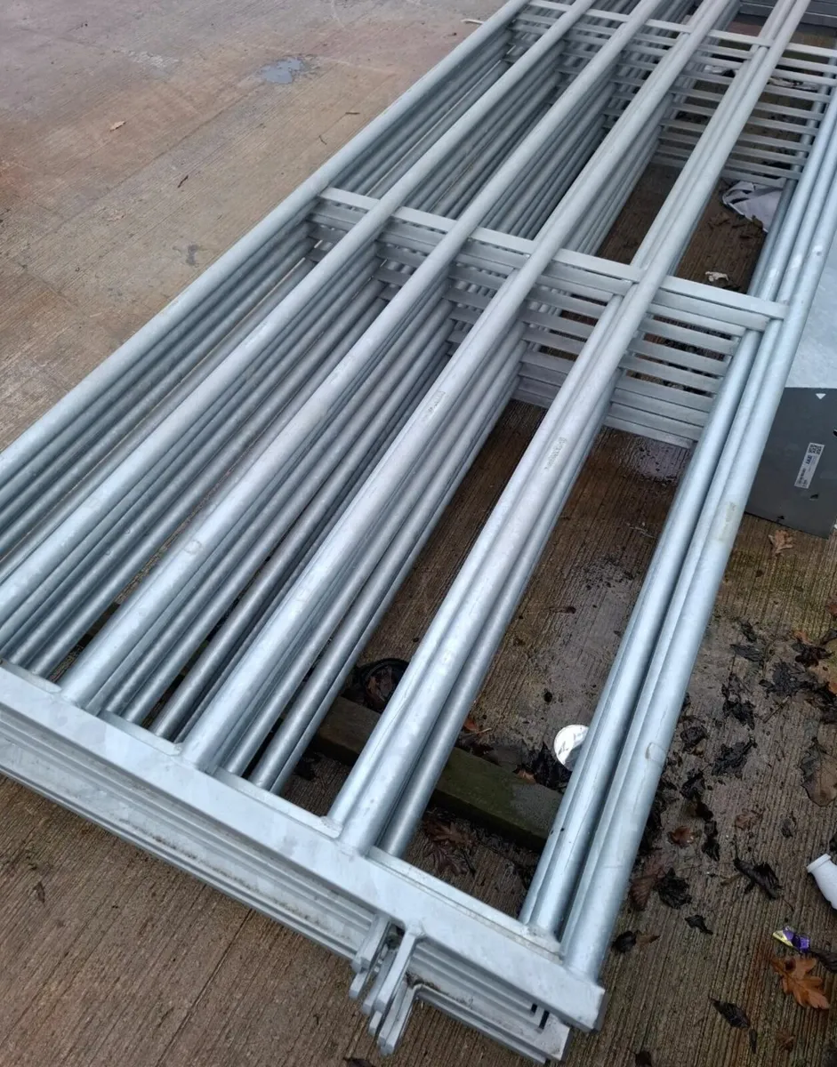 IAE Clearance items - Cheap!! - Image 2