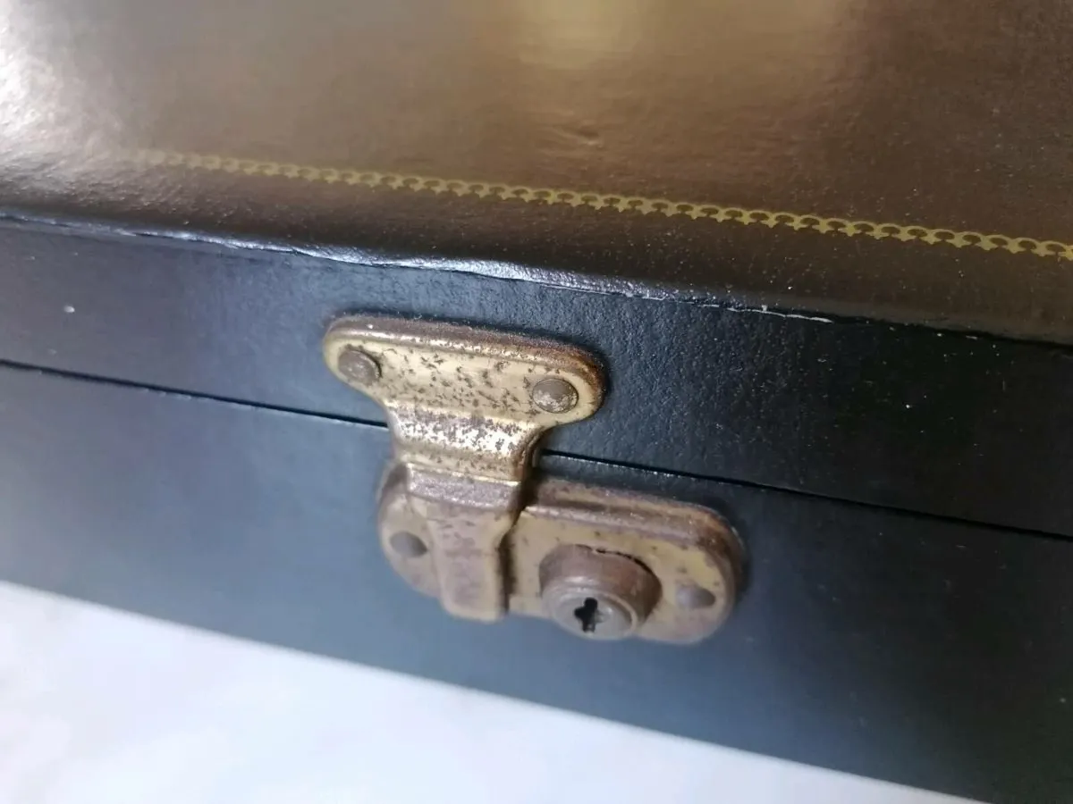 Vintage Jewellery Box - Image 2