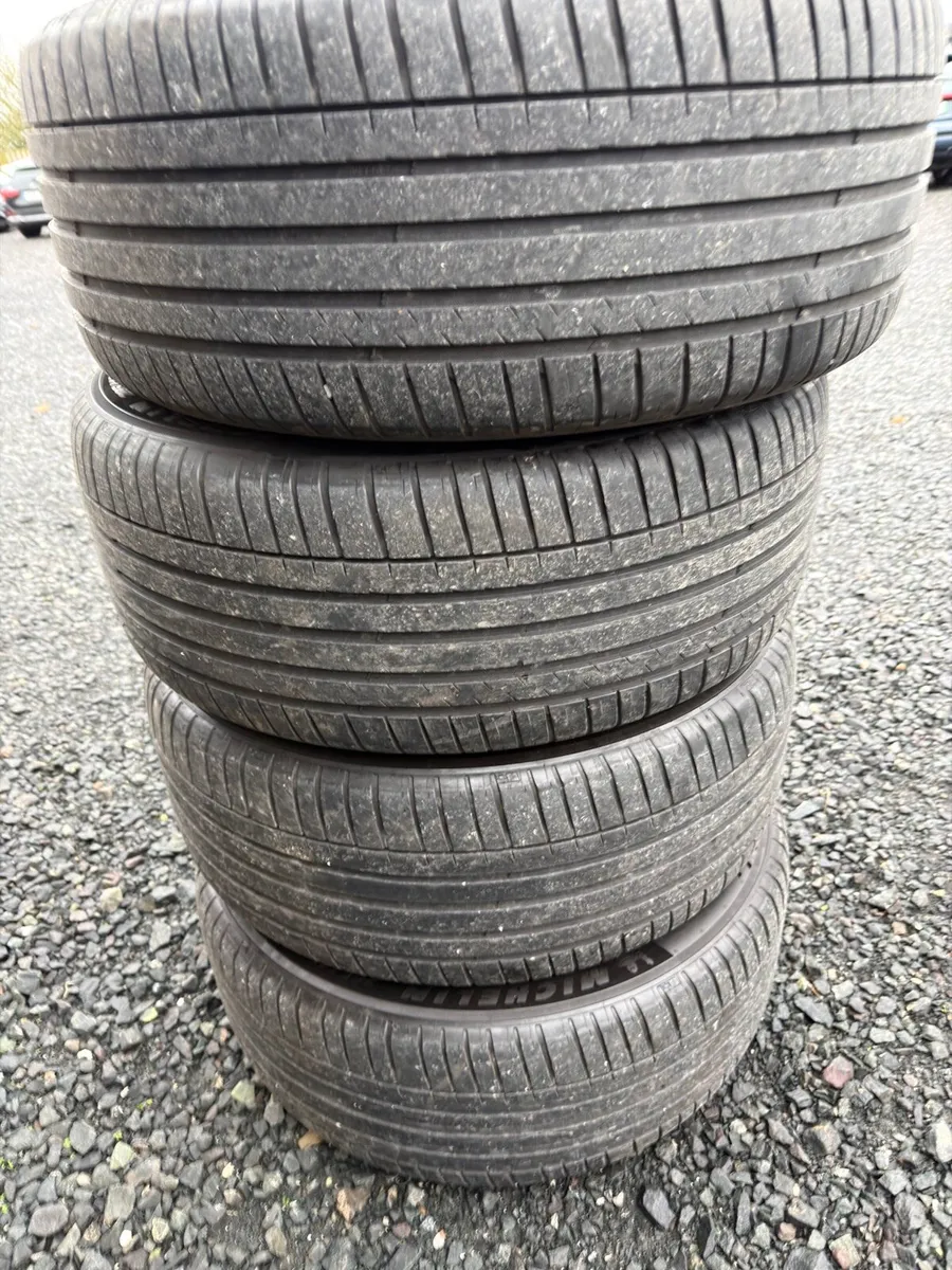 Audi q7 alloys 20 inch - Image 1