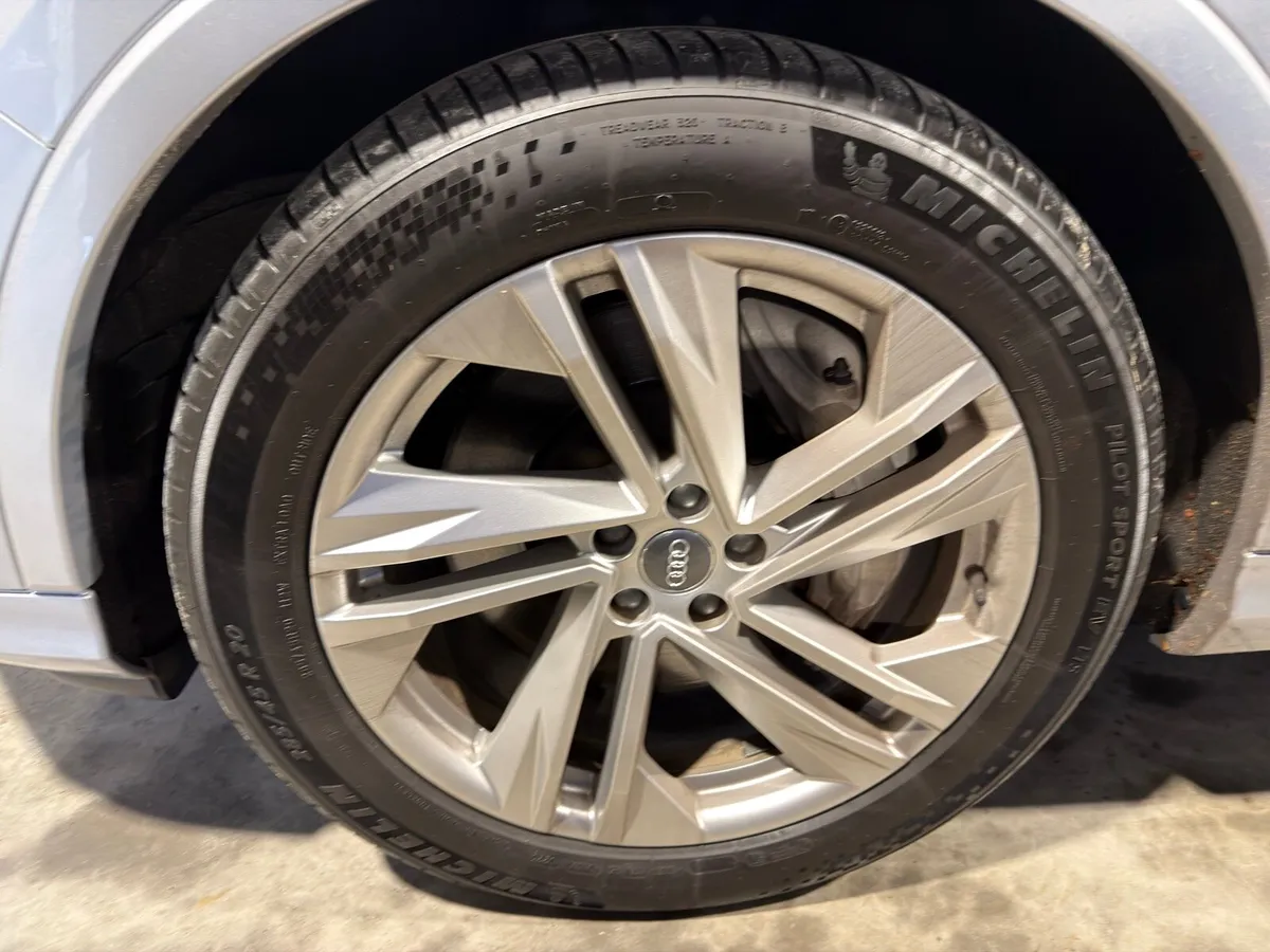 Audi q7 alloys 20 inch - Image 2