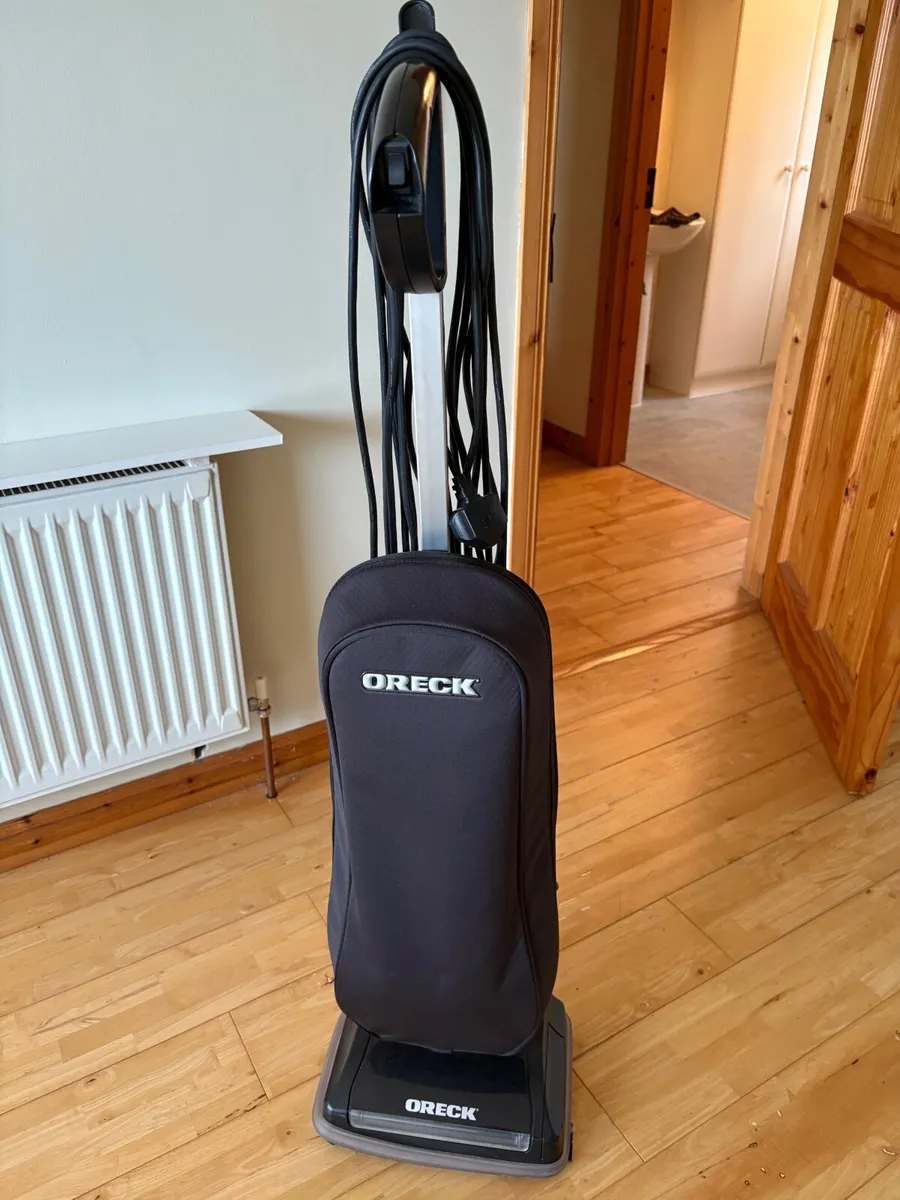 Hoover upright ORECK - Image 1