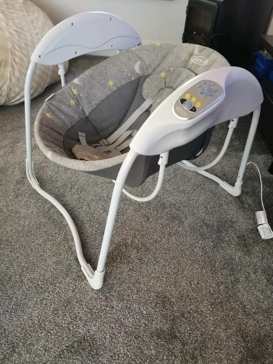 Baby swing - Image 2