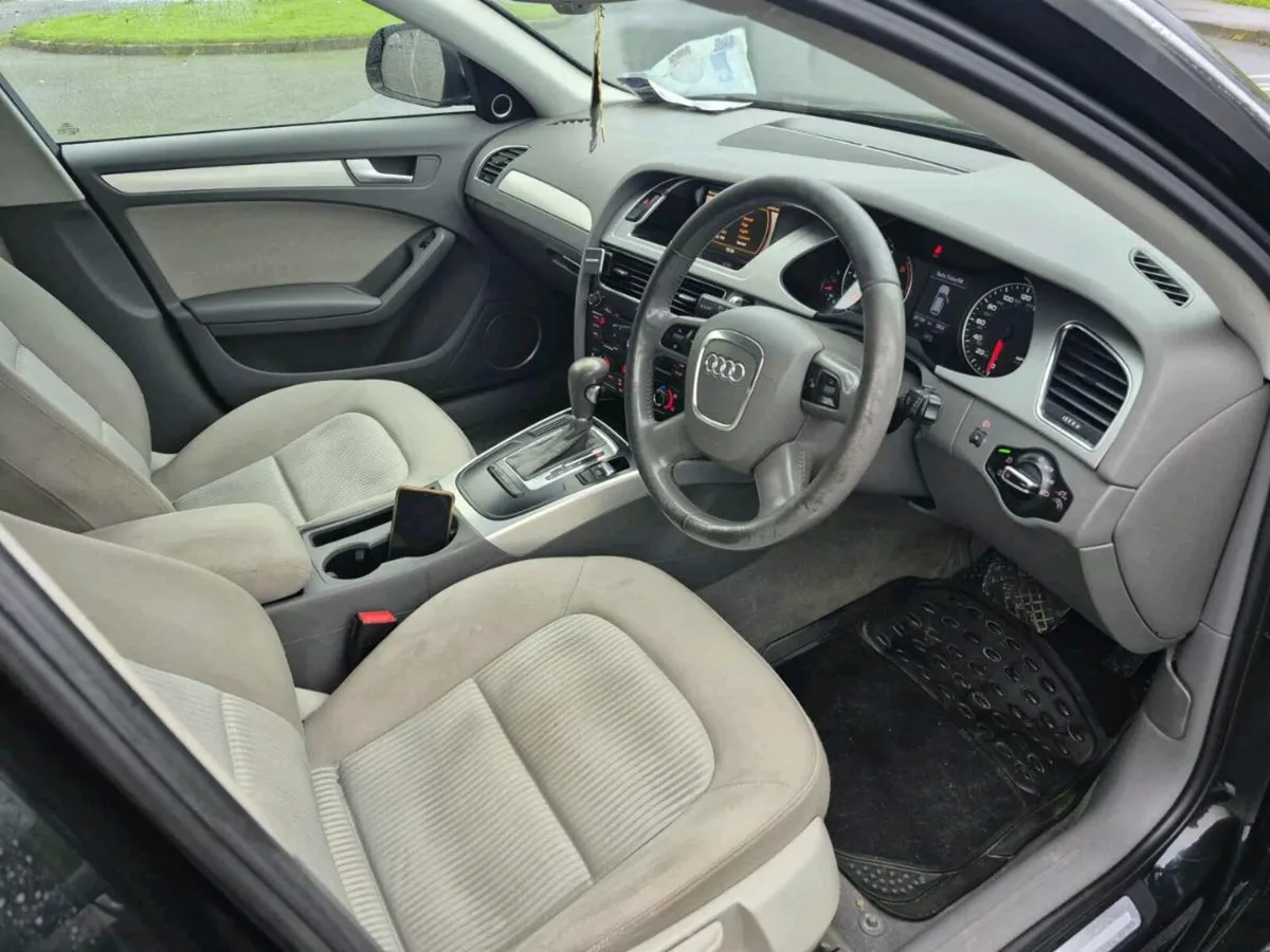 Audi A4 Estate automatic gearbox - Image 4