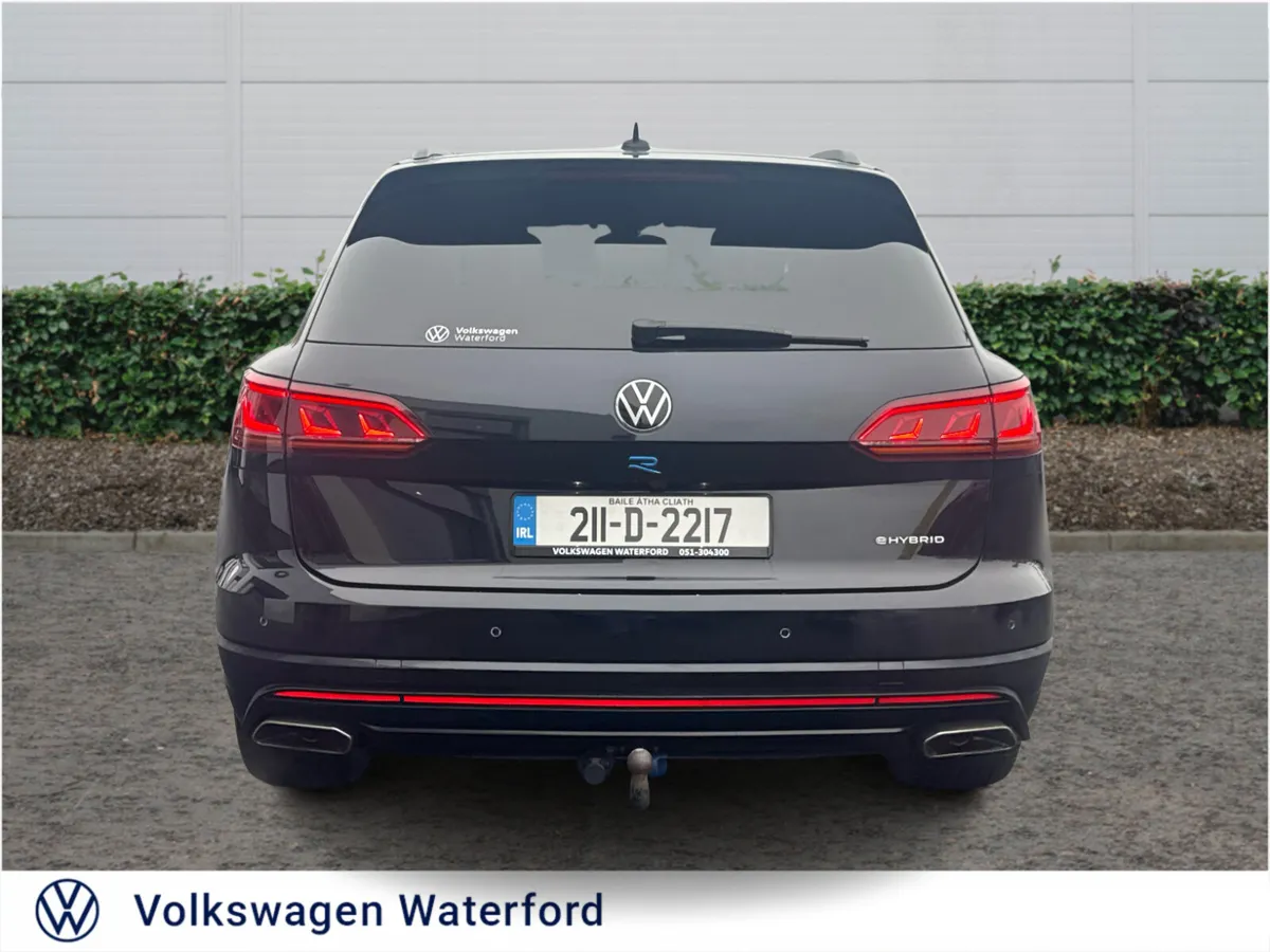 Volkswagen Touareg  R 3.0TSI 462HP 4M DSG - Image 4