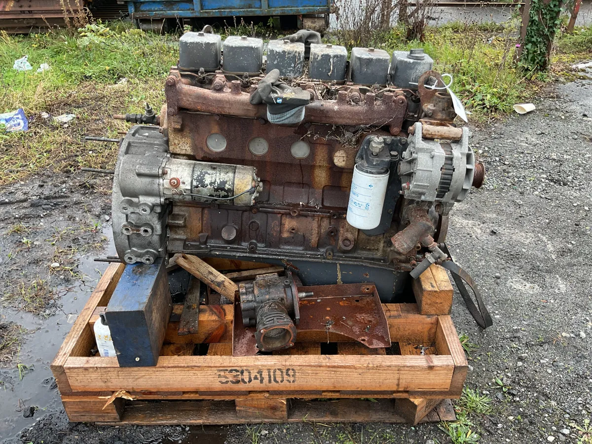 6 Cylinder Cummins Diesel Engine For Auction - Image 1