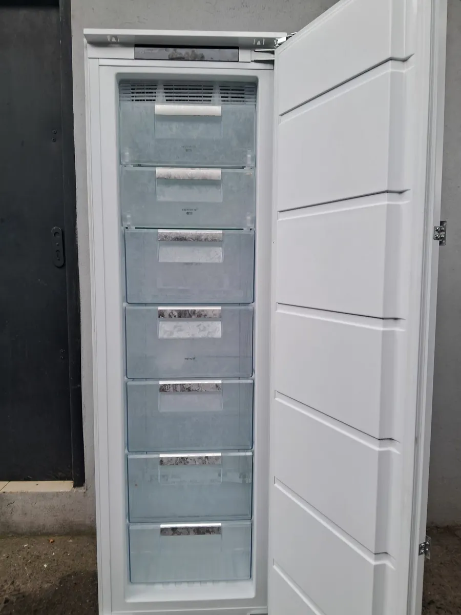 BRAND NEW INTEGRETED FREEZER FULL FROST - Image 1
