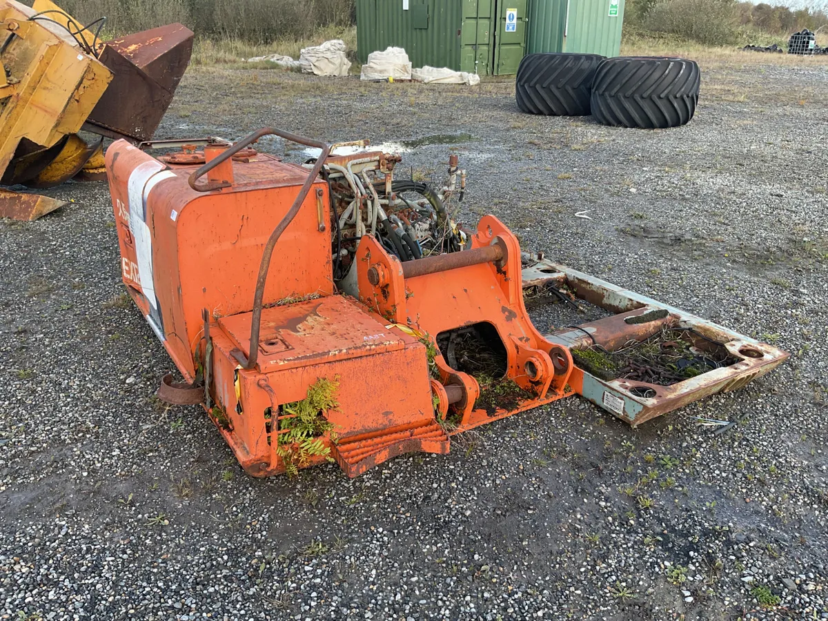 Upper Structure Of Hitachi Excavator For Auction - Image 1