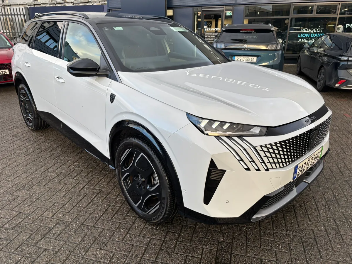 2024 Peugeot 5008 eGT 73kwh - Image 1
