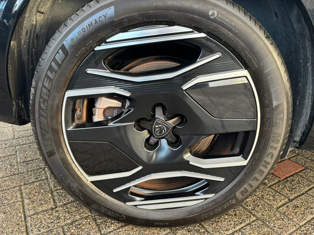 2024 Peugeot 5008 eGT 73kwh - Image 4