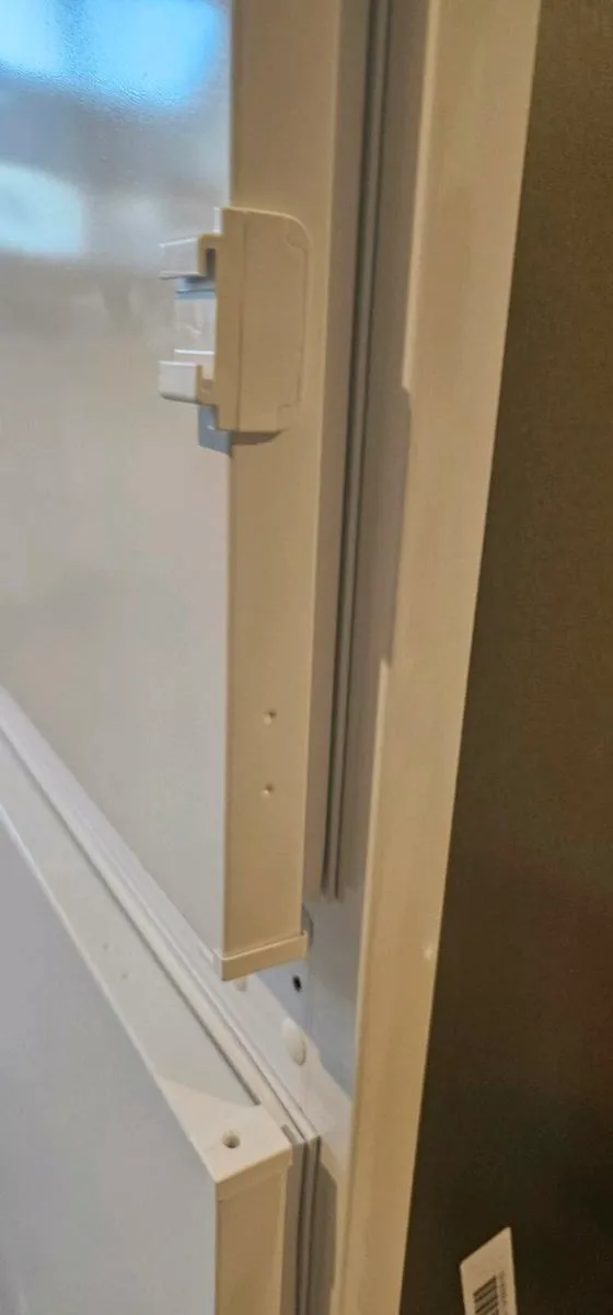 Fridge-freezer - Image 4