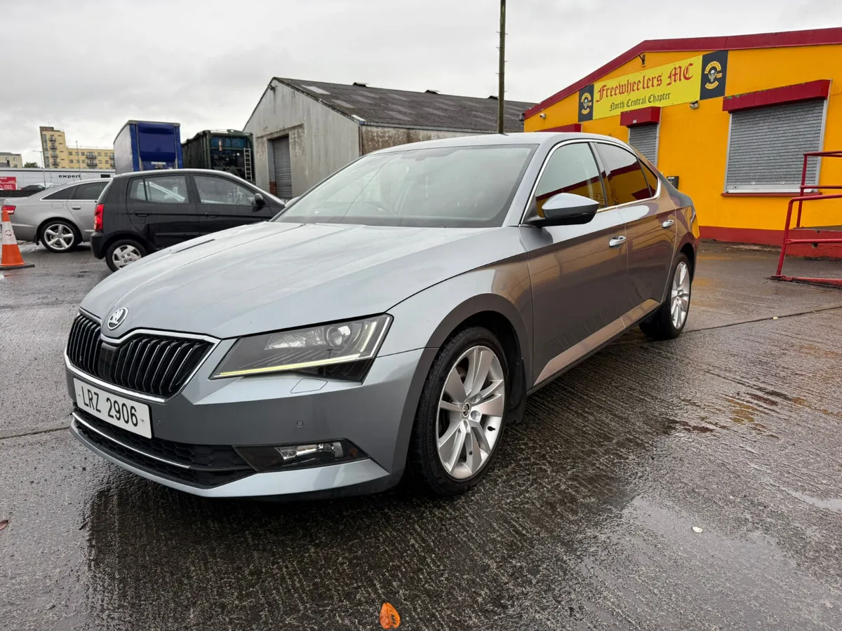 2016 Skoda Superb 2.0 Tdi DSG Automatic NI REG - Image 4