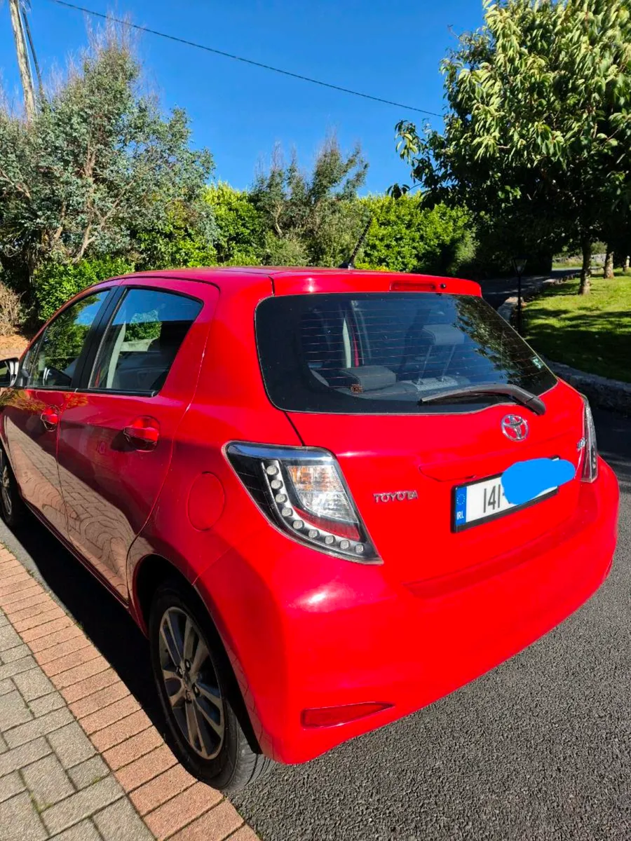 Toyota Yaris 1.3 - Image 1