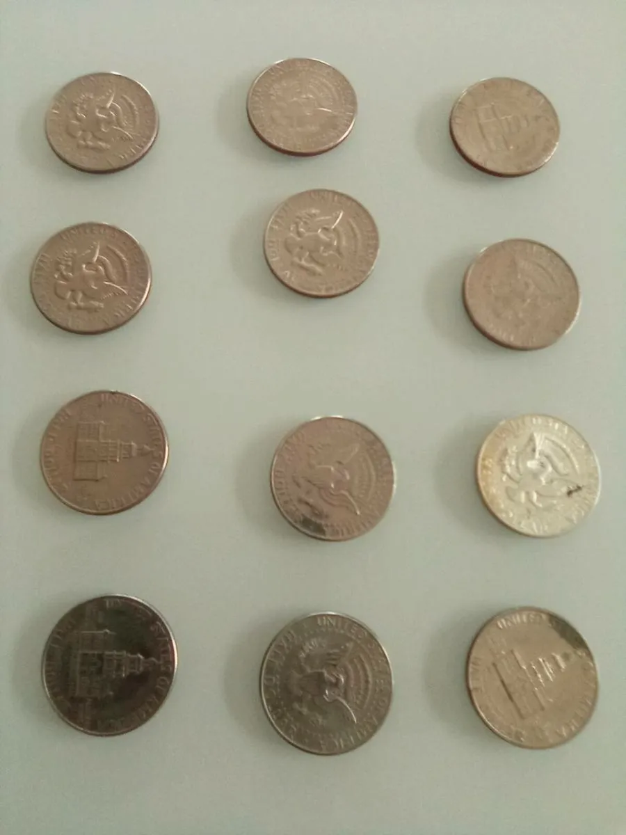 12. AMERICAN.   J.F.K.    HALF. DOLLARS - Image 1