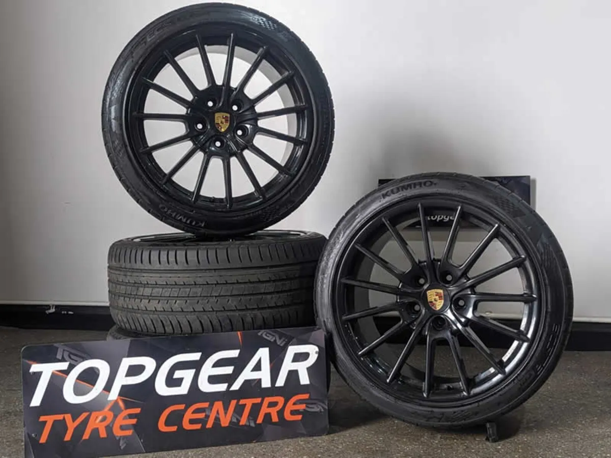 20" GENUINE PORSCHE 970 PANAMERA ALLOY WHEELS - Image 1