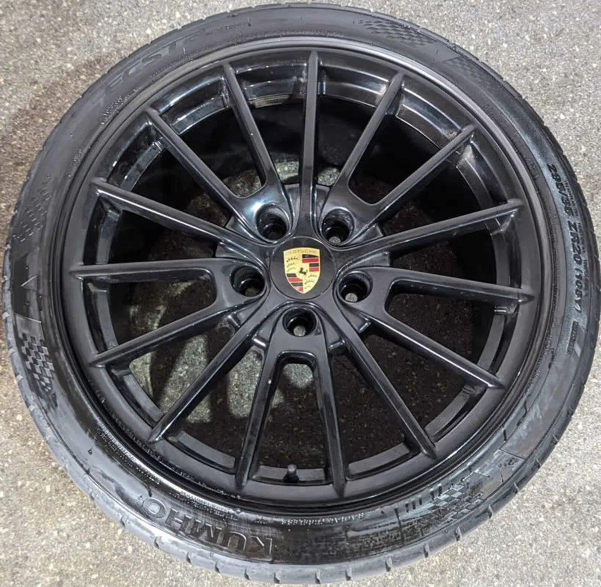 20" GENUINE PORSCHE 970 PANAMERA ALLOY WHEELS - Image 4