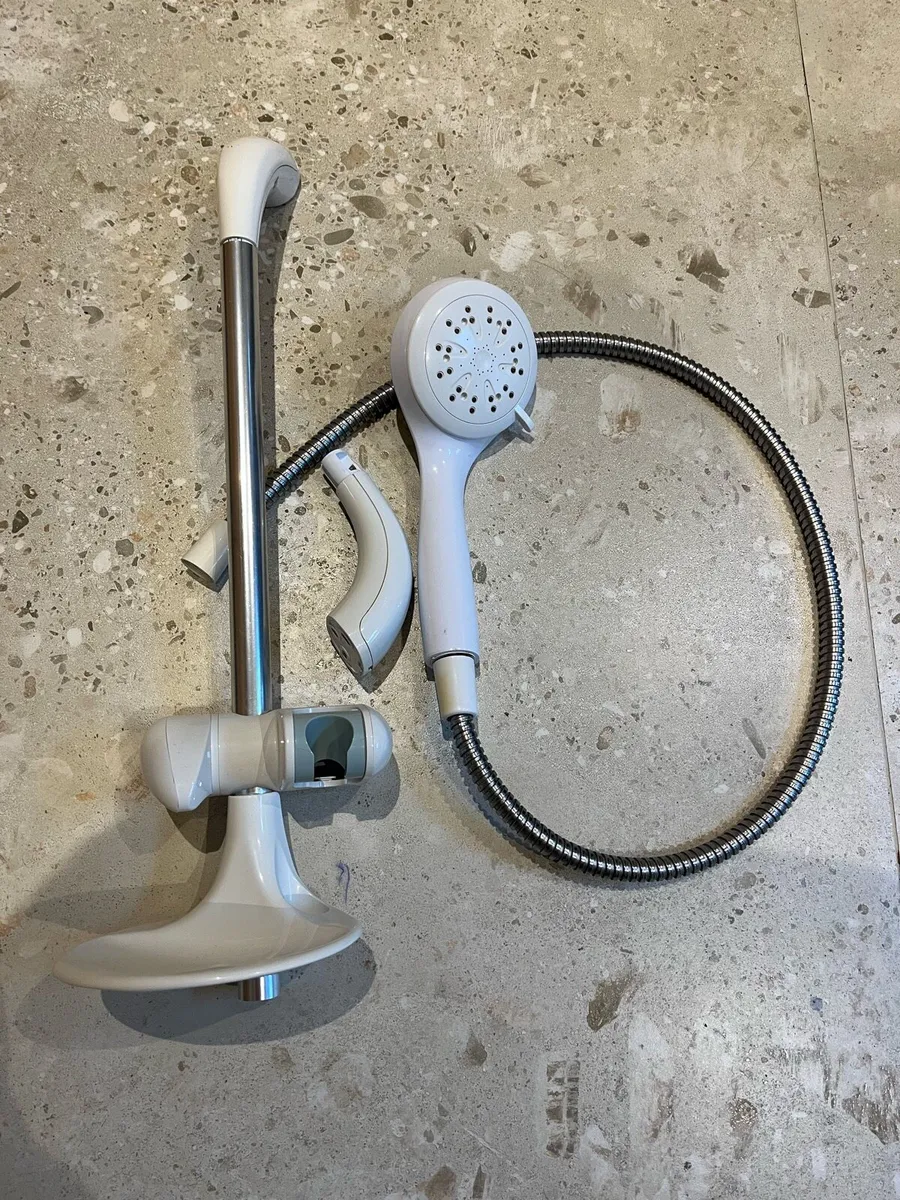 Triton shower head, hose & rail - Image 2