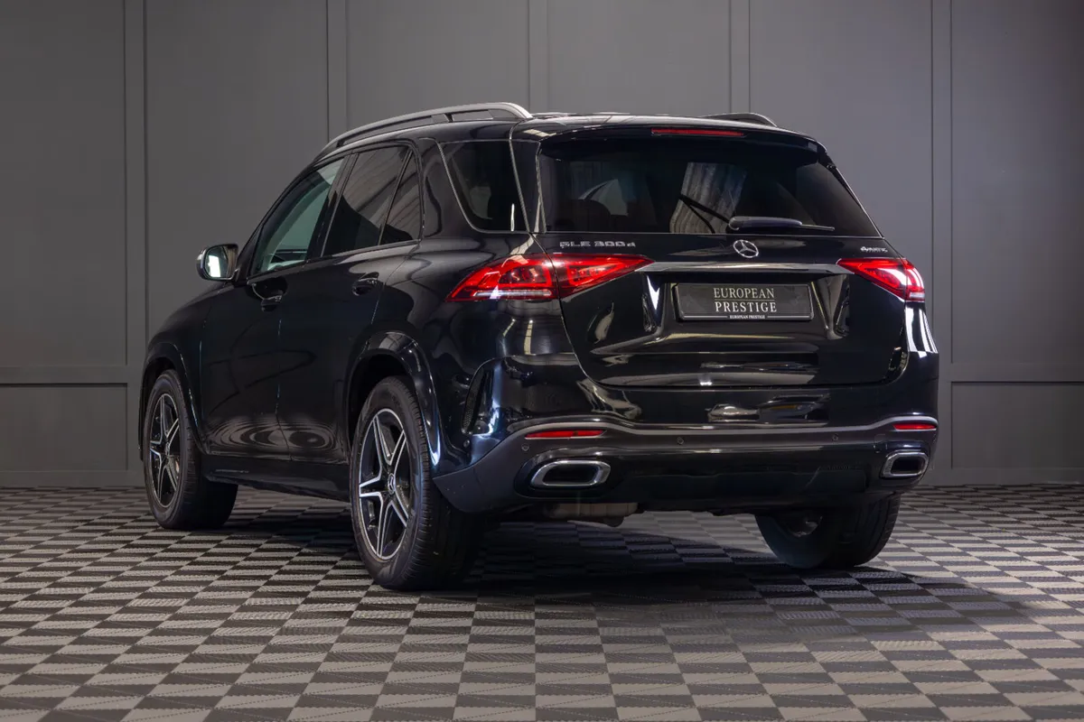 2019 Mercedes-Benz GLE 300d 4Matic - Image 4