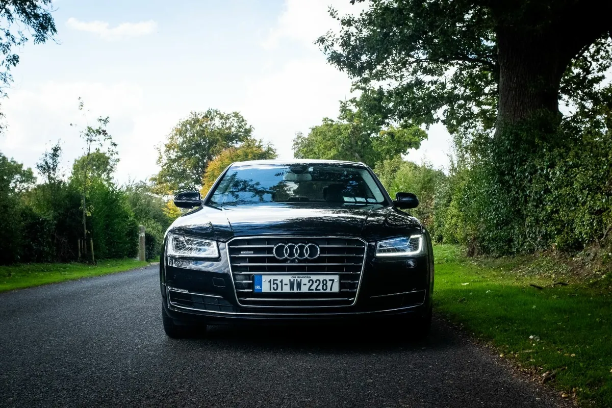 Audi A8 2015 - Image 4