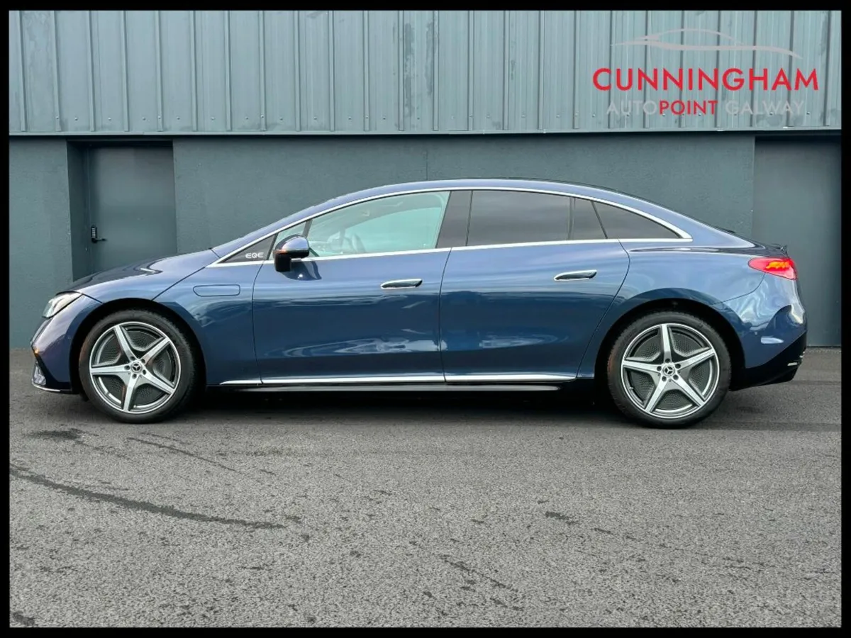 Mercedes-Benz EQE 300 AMG PREMIUM - Image 4