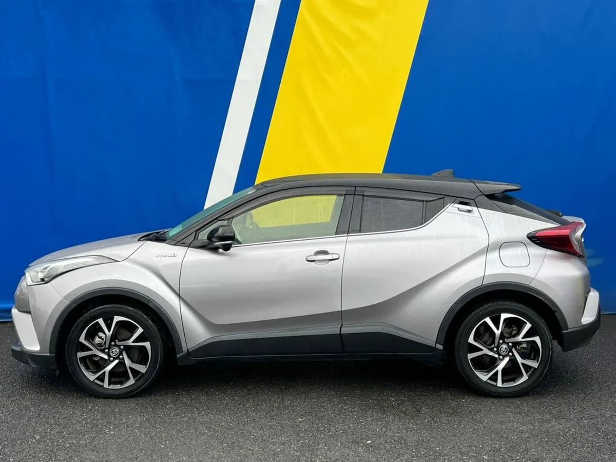 Toyota C-HR G-LED EDITION 1.8 HYBRID // HALF LEATH - Image 3