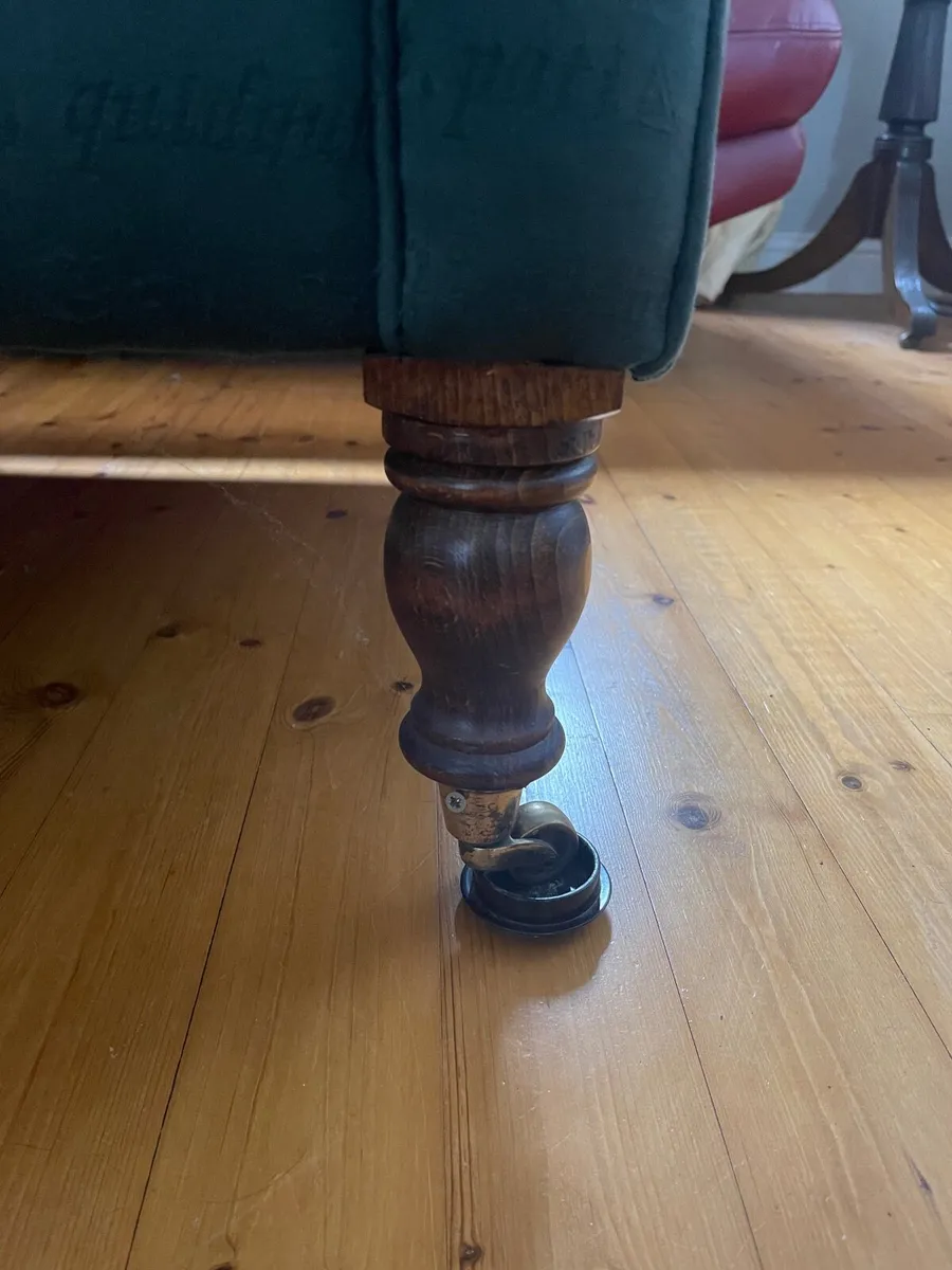 2 seater settee - Image 2