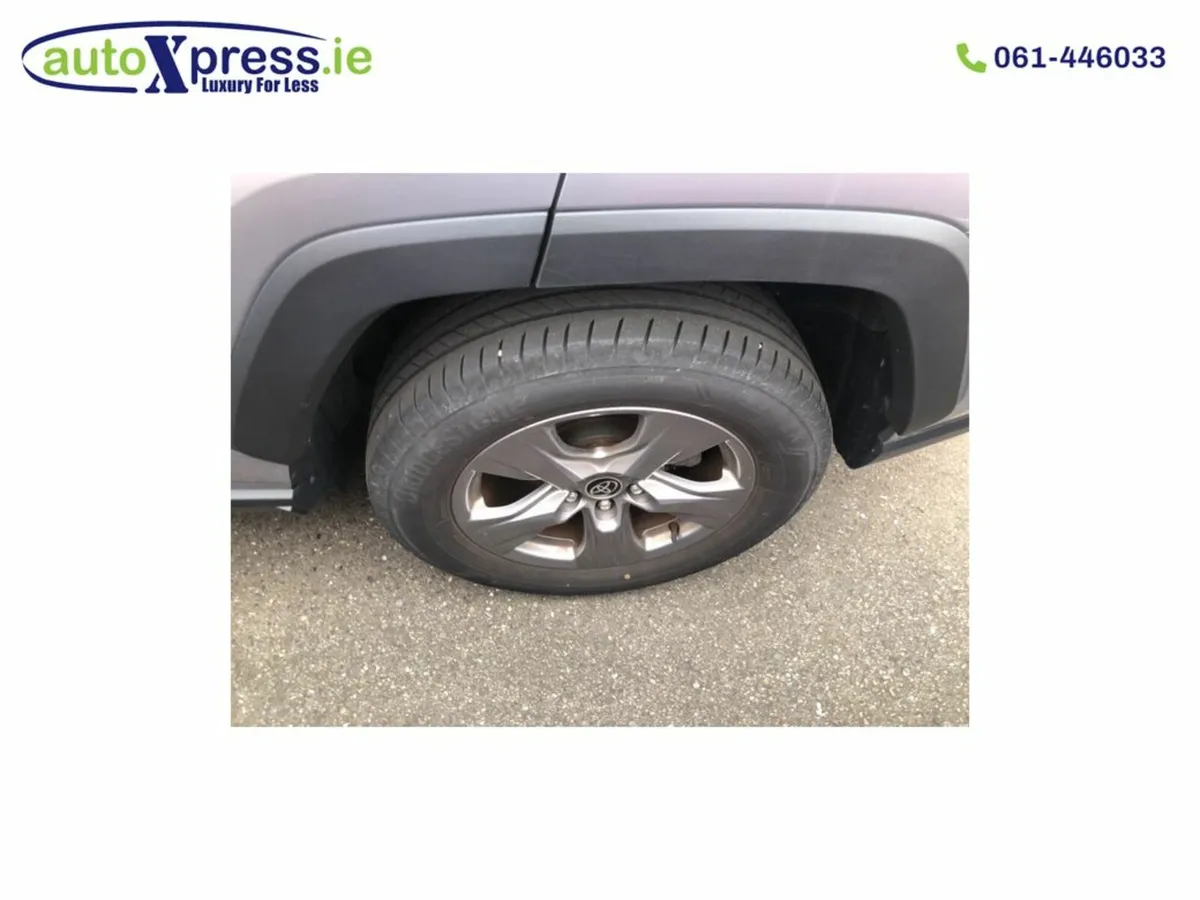 Toyota RAV4 HYBRID X 4WD Automatic - Image 4