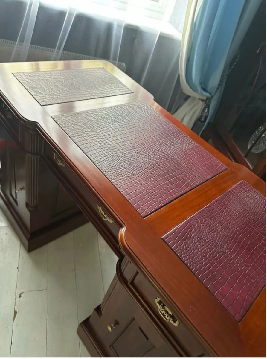 Office mahogany desk - Image 4