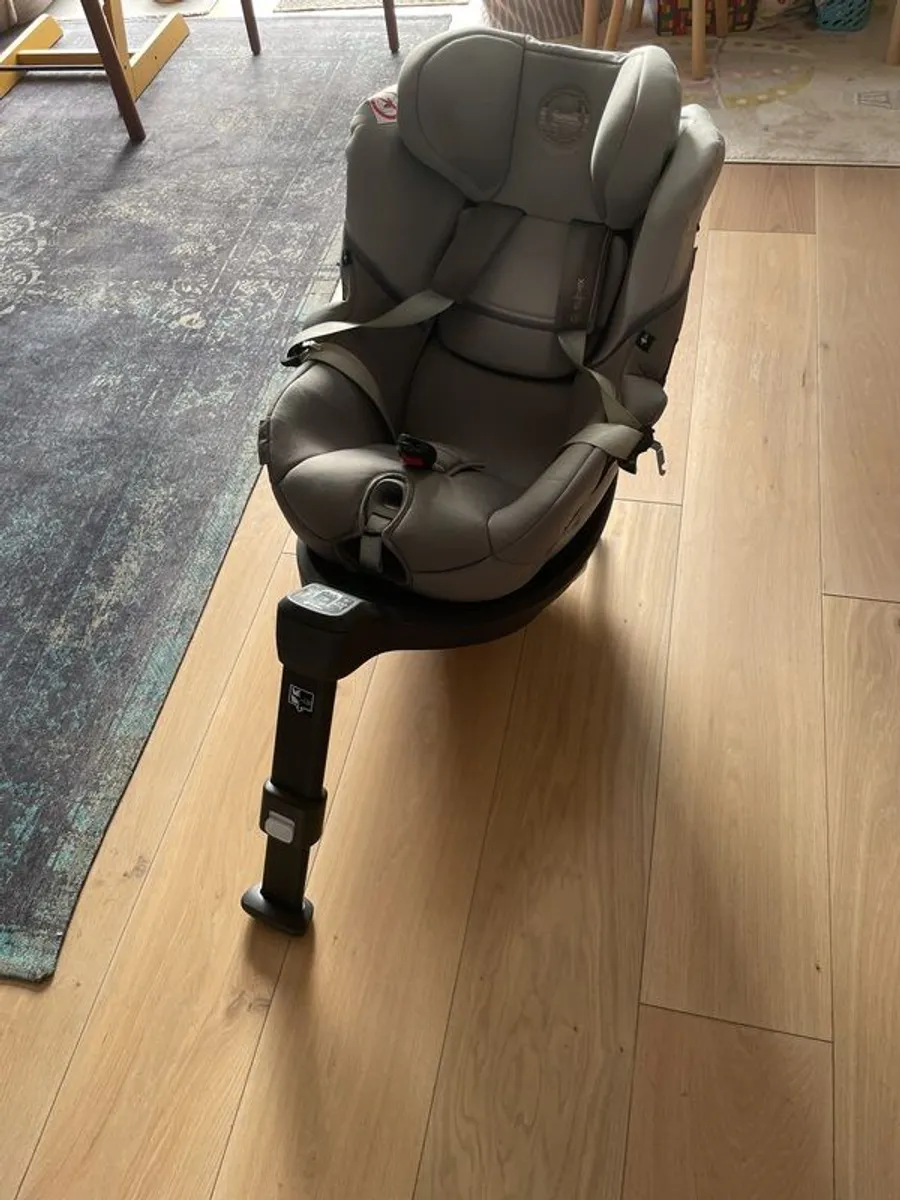 Cyber Sirona S2 Car Seat - Image 1