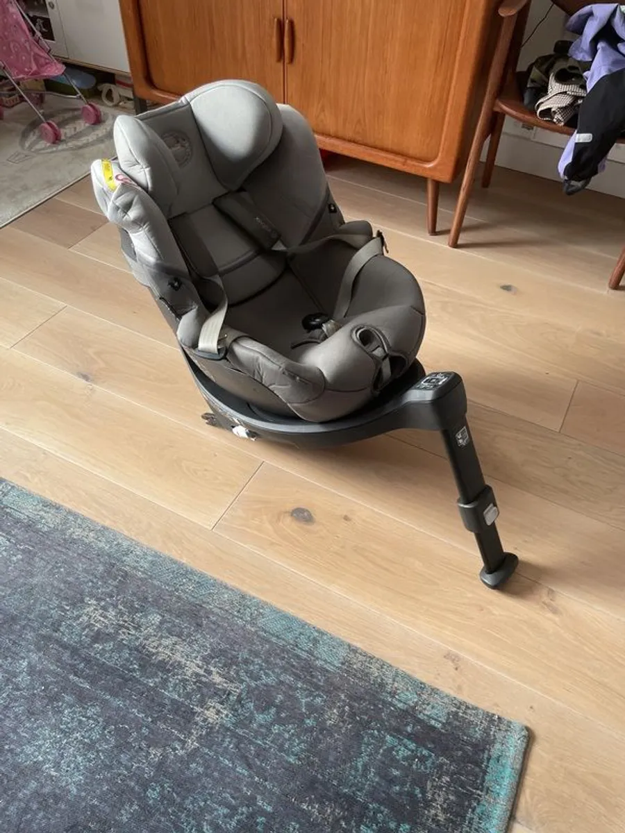 Cyber Sirona S2 Car Seat - Image 4