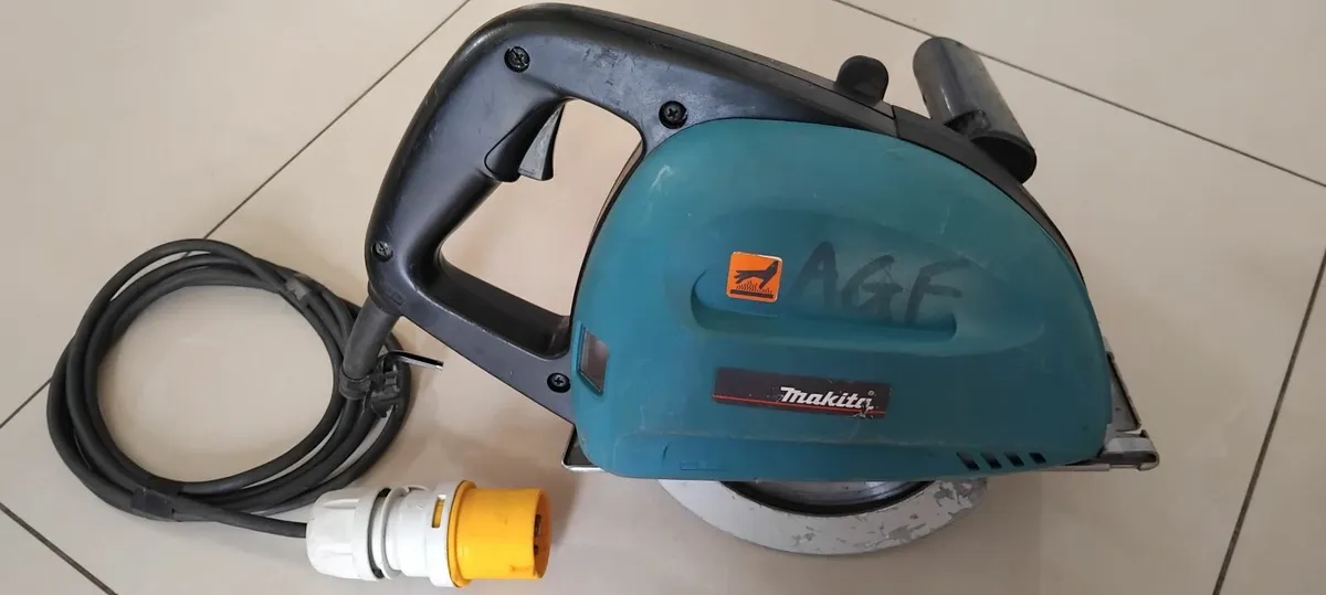 Makita 4131 Metal Cutting Saw 110v - Image 1