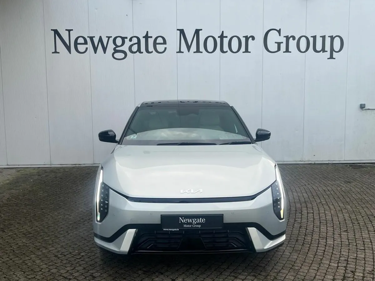 Kia EV4 Fastback GT line - Image 2