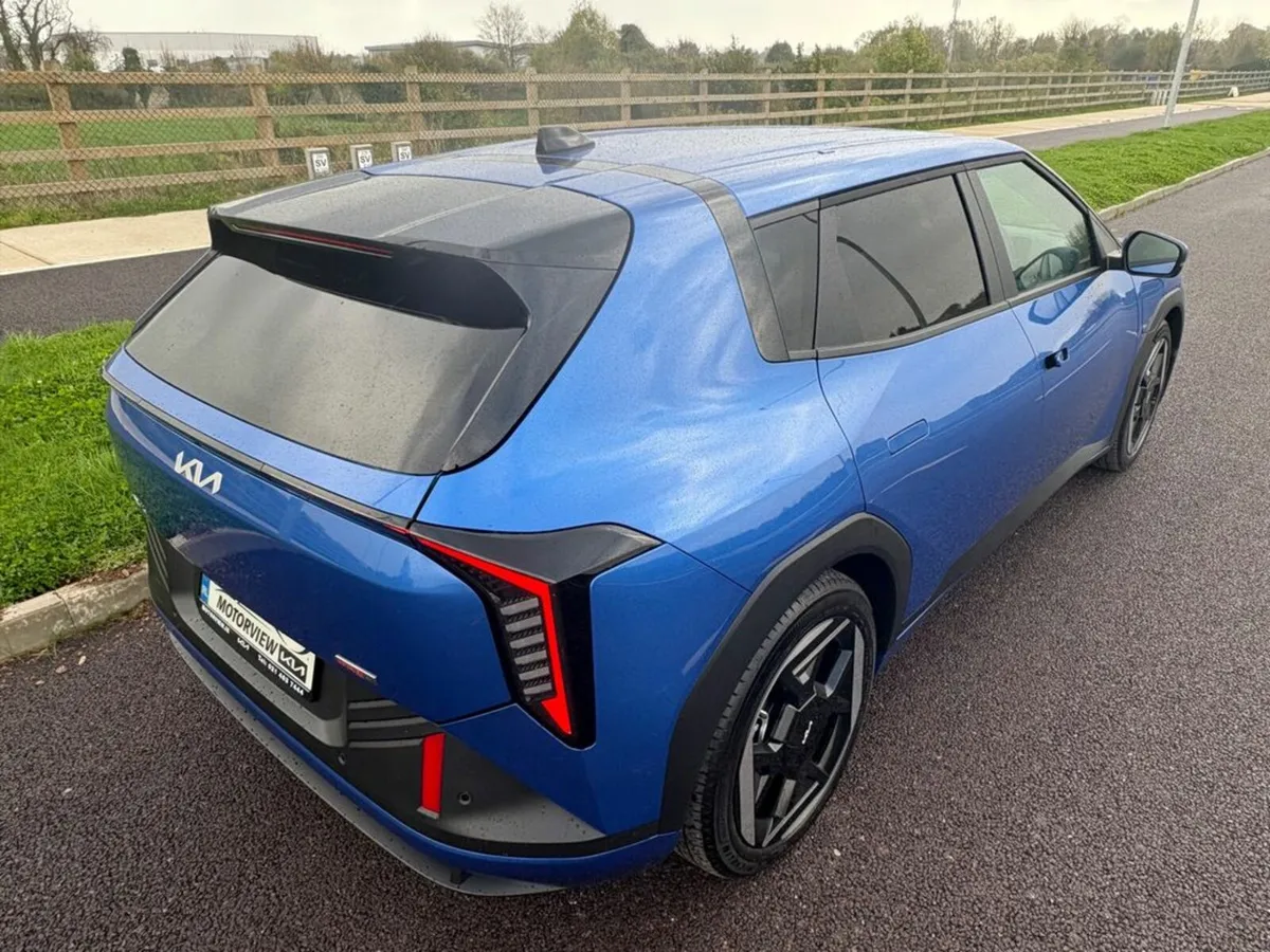 Kia EV4 Limited edition DEMO EV4 K3, **81kwh batte - Image 2