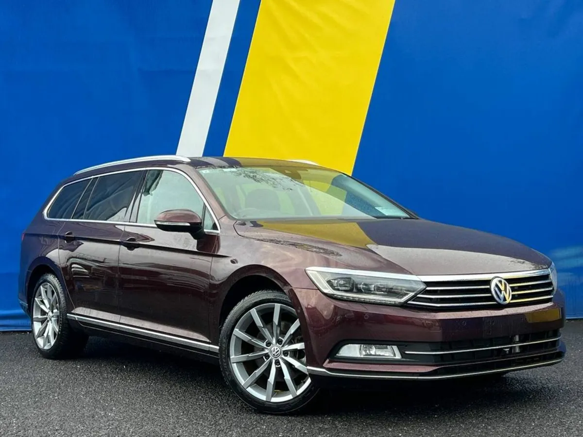 Volkswagen Passat HIGHLINE 1.4 TSI AUTO // DRIVER - Image 1